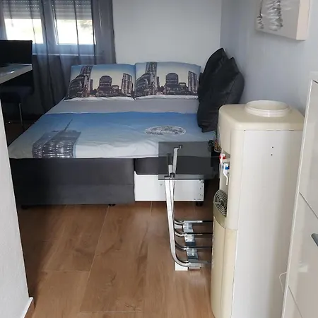 App Danijela * ヴィル