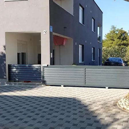 App Danijela Vir